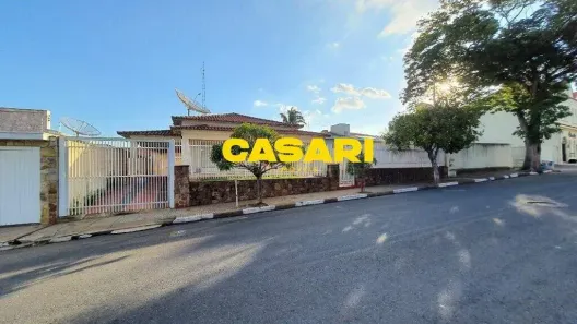 Casa com 3 Quartos à venda, 312m² no CENTRO, Cerquilho