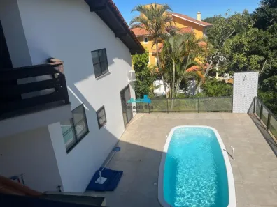 Casa de Condomínio com 5 Quartos à venda, 307m² no Cacupé, Florianópolis