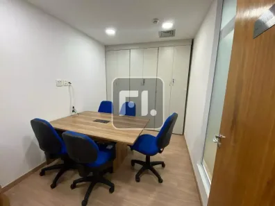 Sala Comercial para alugar, 200m² no Vila Olímpia, São Paulo