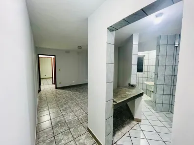 Apartamento com 2 Quartos para alugar, 65m² no Zona 07, Maringá