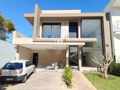 Casa de Condomínio com 3 Quartos para alugar, 300m² no Residencial Portal do Lago, Sumaré