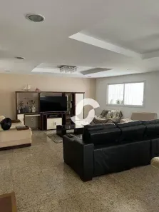 Casa com 8 Quartos à venda, 510m² no Icaraí, Niterói