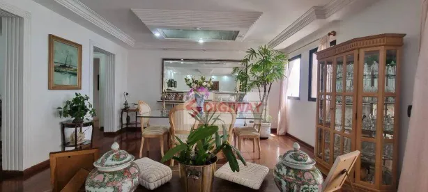 Apartamento com 4 Quartos à venda, 190m² no Jardim Monte Kemel, São Paulo