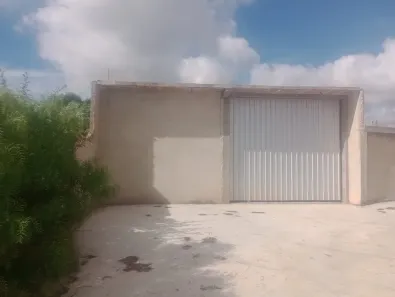 Galpão/Depósito/Armazém à venda, 100m² no Uvaranas, Ponta Grossa