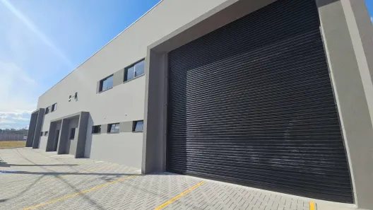 Sala Comercial para alugar, 500m² no Condomínio Residence Club, Jacareí