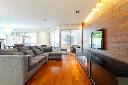 Casa de Condomínio com 3 Quartos à venda, 348m² no Jardim Panorama, São Paulo