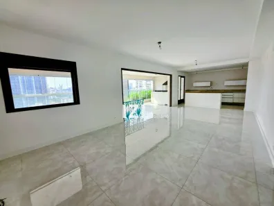 Apartamento com 3 Quartos à venda, 178m² no Jardim das Acácias, São Paulo