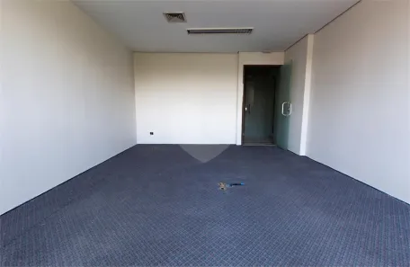Sala Comercial para alugar, 65m² no Vila Tramontano, São Paulo
