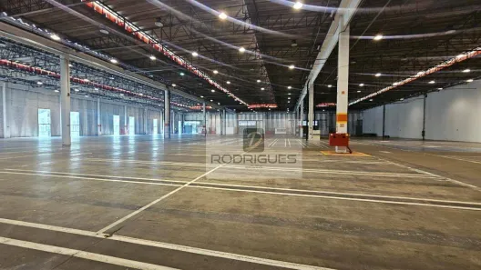 Galpão/Depósito/Armazém para alugar, 3600m² no Demarchi, São Bernardo do Campo