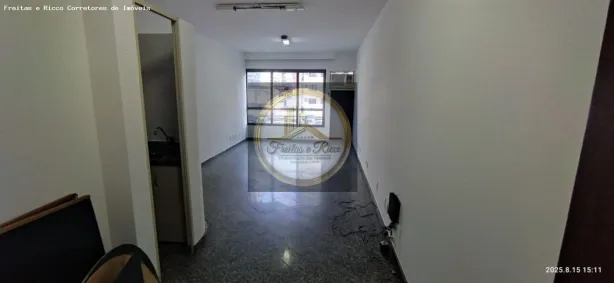 Sala Comercial à venda, 32m² no Enseada do Suá, Vitória