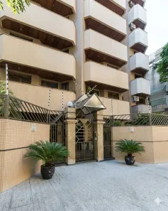 Apartamento com 1 Quarto para alugar, 170m² no Zona 07, Maringá