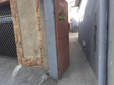 Casa com 1 Quarto para alugar, 40m² no Centro, Nova Iguaçu