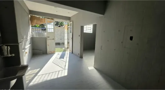 Galpão/Depósito/Armazém para alugar, 45m² no Taquara, Rio de Janeiro