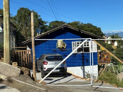 Casa com 2 Quartos à venda, 300m² no São Luiz, São José