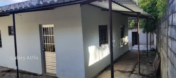 Casa com 2 Quartos para alugar, 200m² no Granja Vista Alegre, Contagem