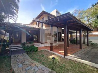 Casa de Condomínio com 4 Quartos para alugar, 300m² no Lagoa da Conceição, Florianópolis