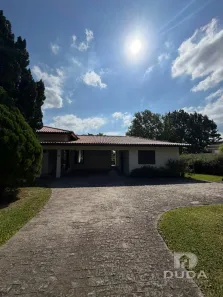 Casa de Condomínio com 3 Quartos para alugar, 300m² no Primeira Linha, Criciúma