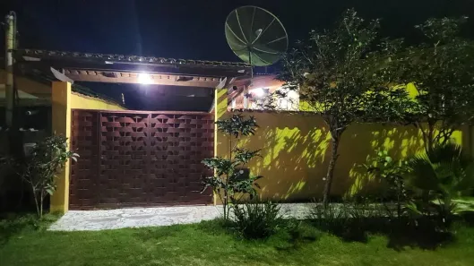 Casa com 3 Quartos à venda, 200m² no , Nova Viçosa