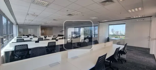 Sala Comercial à venda, 533m² no Cidade Monções, São Paulo