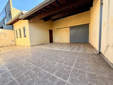 Casa com 3 Quartos à venda, 147m² no Vila Paulista, Botucatu
