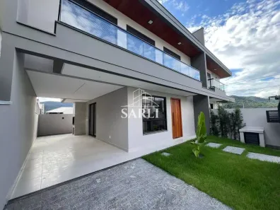 Casa com 3 Quartos à venda, 133m² no Forquilhas, São José