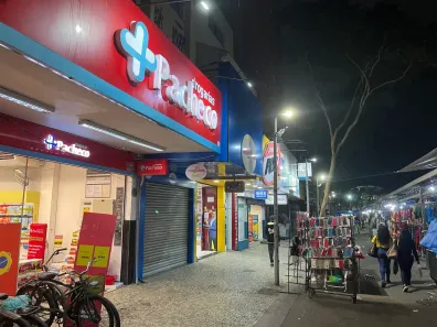 Ponto Comercial para alugar, 236m² no Bangu, Rio de Janeiro