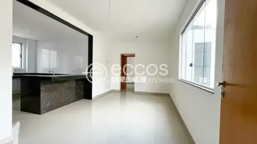Apartamento com 2 Quartos à venda, 66m² no Vila Paris, Belo Horizonte