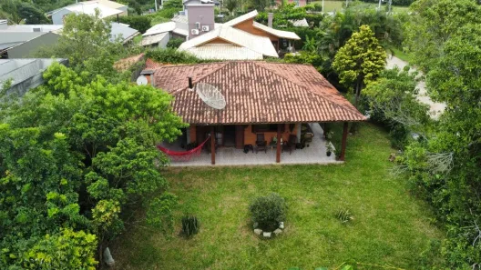Casa com 3 Quartos à venda, 110m² no Praia da Barra, Garopaba