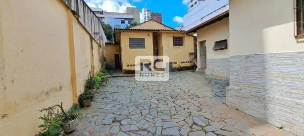 Casa com 1 Quarto para alugar, 45m² no Carmo, Belo Horizonte
