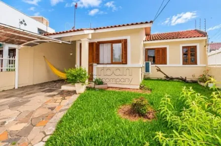 Casa com 2 Quartos para alugar, 61m² no São José, Canoas