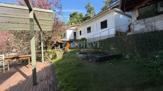Casa com 3 Quartos à venda, 1327m² no Quarteirão Ingelheim, Petrópolis