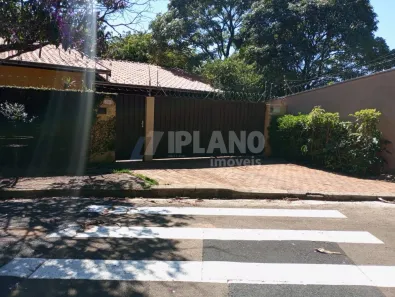 Casa com 3 Quartos para venda ou aluguel, 284m² no Parque Belvedere, São Carlos