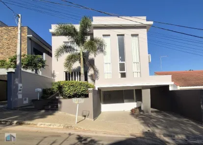 Casa de Condomínio com 3 Quartos à venda, 270m² no Vila Monte Verde, Tatuí