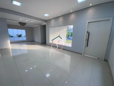 Casa de Condomínio com 5 Quartos para venda ou aluguel, 350m² no Jardim Itália, Cuiabá