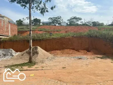 Lote/Terreno à venda, 450m² no Lagoa, Macaé