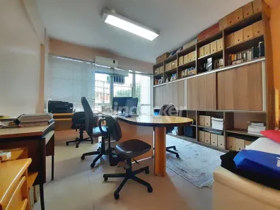 Sala Comercial para alugar, 37m² no Petrópolis, Porto Alegre