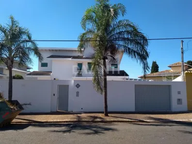 Sobrado com 3 Quartos à venda, 380m² no Parque Taquaral, Campinas
