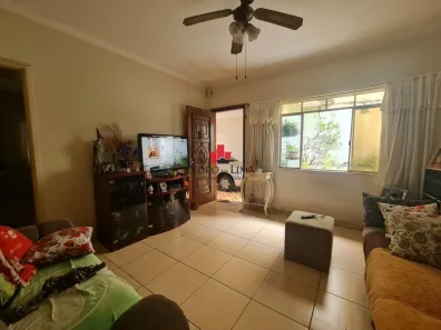 Casa com 3 Quartos à venda, 164m² no Vila Carrão, São Paulo