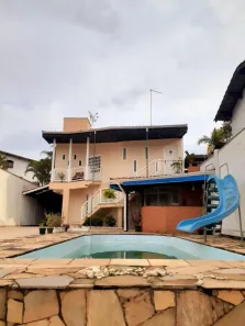 Sobrado com 4 Quartos à venda, 427m² no Vila Oliveira, Mogi das Cruzes