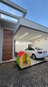 Casa com 4 Quartos à venda, 190m² no Novo Mundo, Uberlândia