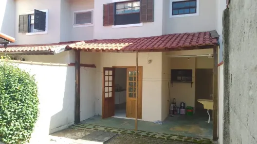 Casa de Condomínio com 2 Quartos à venda, 86m² no Parque dos Príncipes, Jacareí
