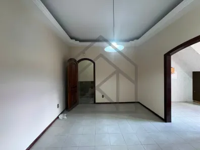 Casa com 6 Quartos à venda, 335m² no Rústico, Volta Redonda