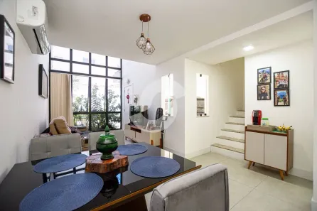 Casa com 4 Quartos à venda, 235m² no Itaipu, Niterói