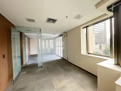 Sala Comercial à venda, 110m² no Vila Olímpia, São Paulo