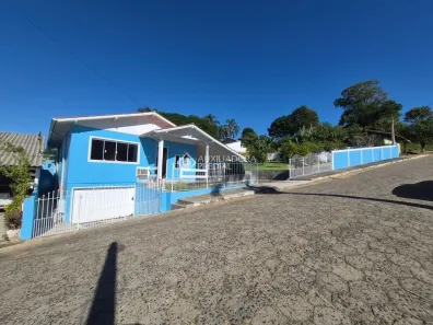 Casa com 4 Quartos à venda, 193m² no Centro, Imaruí