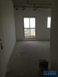 Sala Comercial à venda, 37m² no Barra Funda, São Paulo