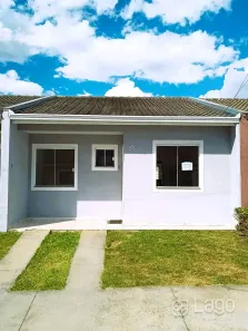 Casa com 3 Quartos à venda, 52m² no Uvaranas, Ponta Grossa