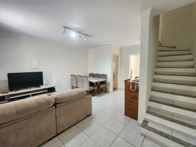 Sobrado com 3 Quartos à venda, 170m² no Jardim Cláudia, São Paulo