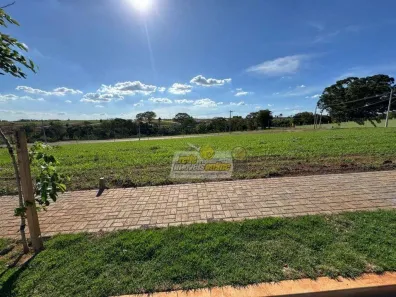Lote/Terreno à venda, 300m² no Distrito Industrial III, Uberaba