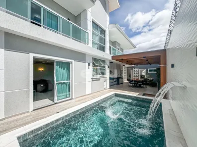 Casa com 4 Quartos à venda, 236m² no Edson Queiroz, Fortaleza